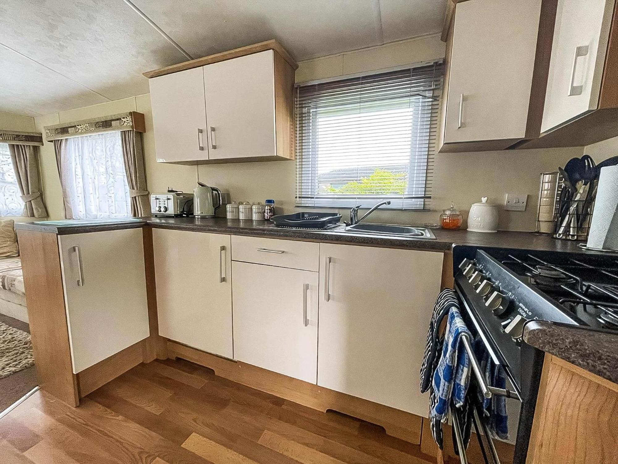 Great Caravan At Breydon Water Holiday Park, Ref 10086B Belton with Browston Buitenkant foto